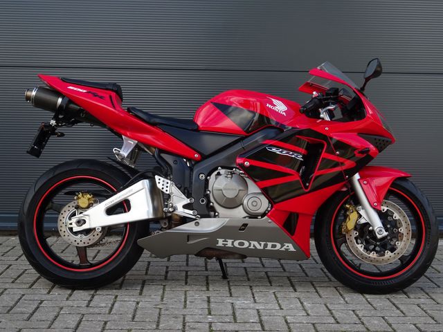 honda - cbr-600-rr