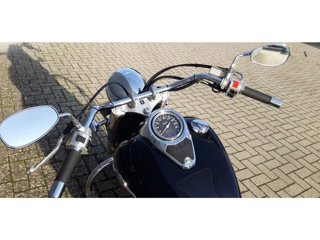 suzuki - c-800-intruder