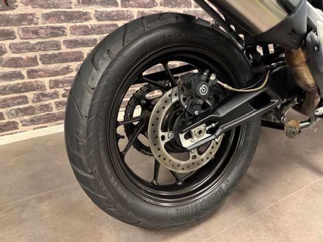 triumph - tiger-900-gt