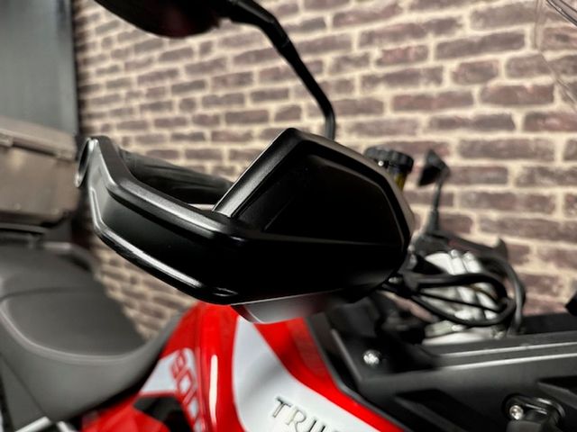 triumph - tiger-900-gt