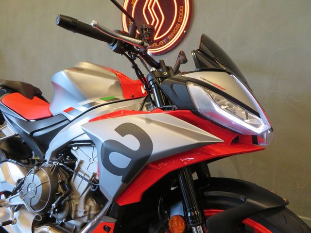 aprilia - tuono-660
