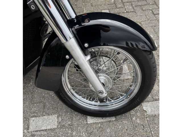 honda - vt-750-c2-shadow-ace