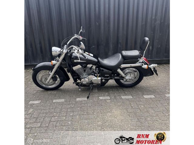 honda - vt-750-c2-shadow-ace