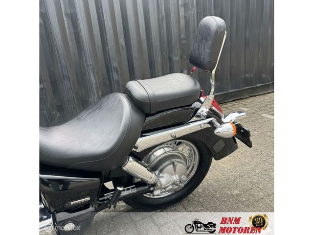 honda - vt-750-c2-shadow-ace