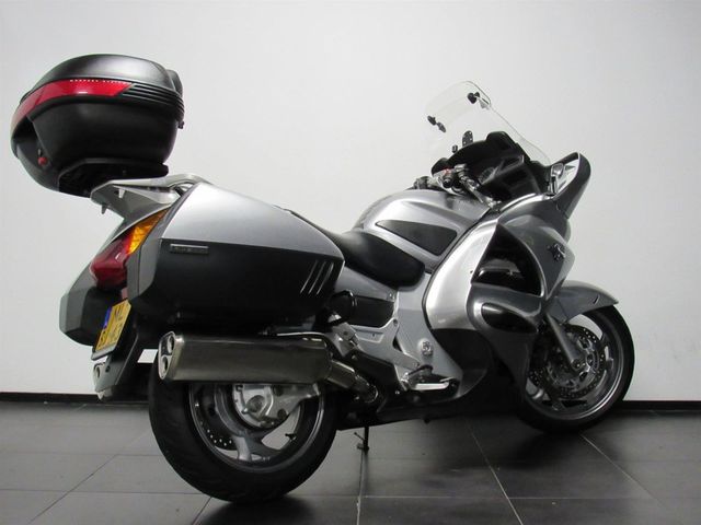 honda - st-1300-pan-european-abs