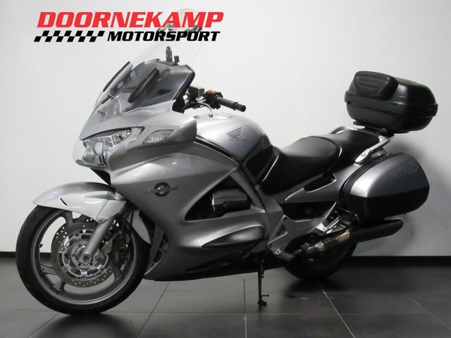 honda - st-1300-pan-european-abs