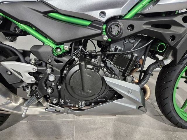 kawasaki - z500-se