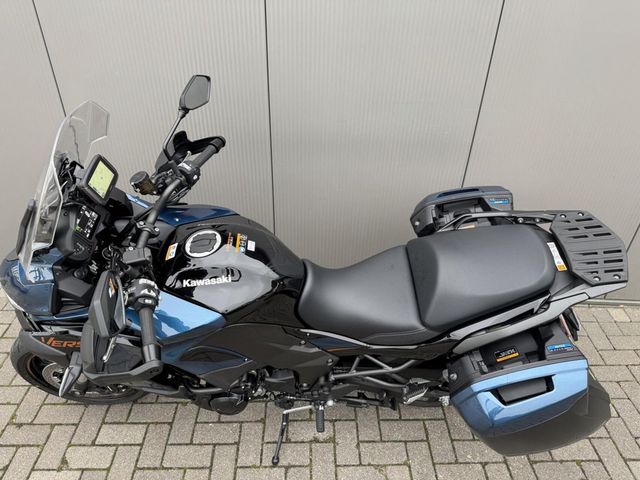 kawasaki - versys-1100-s-tourer