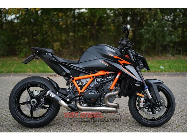 ktm - 1390-super-duke-r-evo
