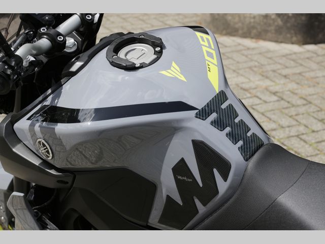 yamaha - mt-09-abs