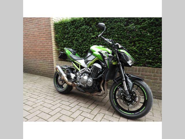 kawasaki - z900