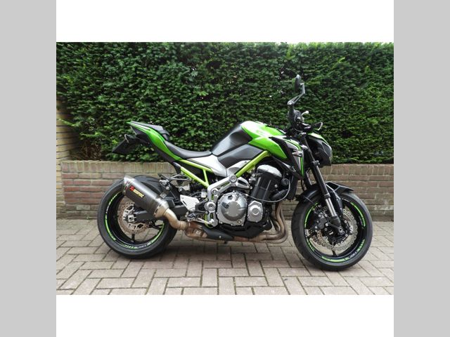 kawasaki - z900