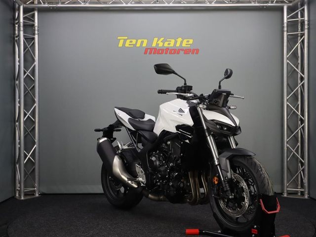 honda - cb-1000-hornet