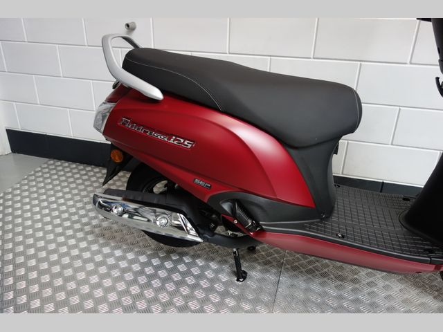 suzuki - address-125