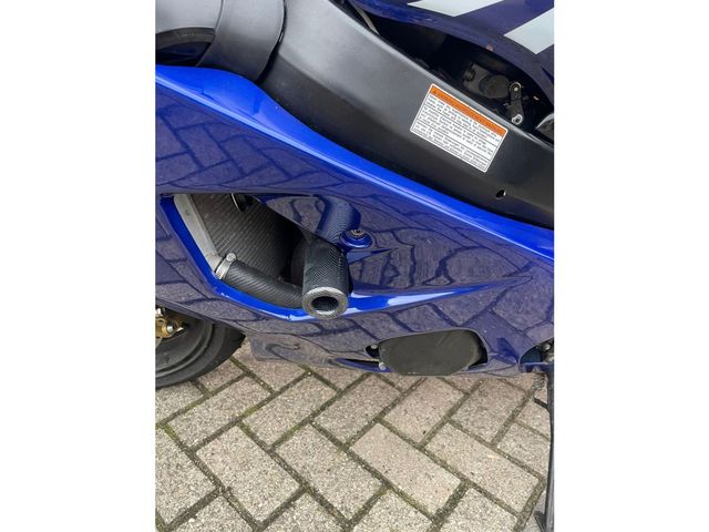 suzuki - gsx-r-600-w