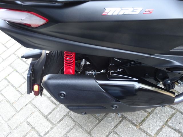 piaggio - mp3-400-hpe-sport