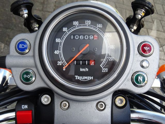 triumph - scrambler-900