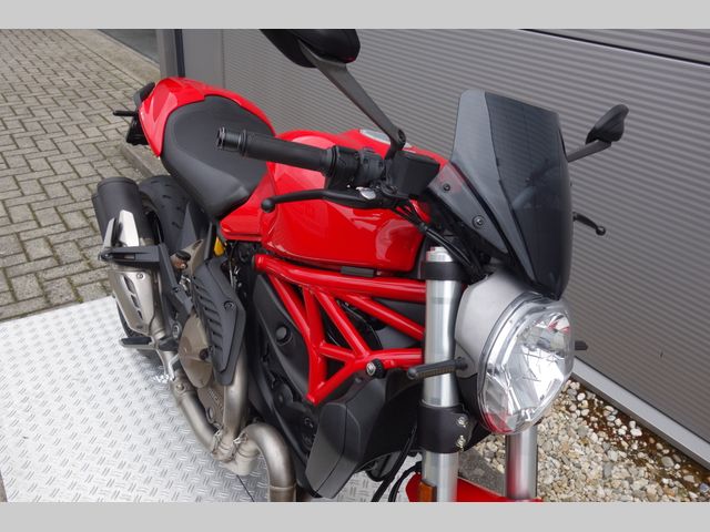 ducati - monster-821