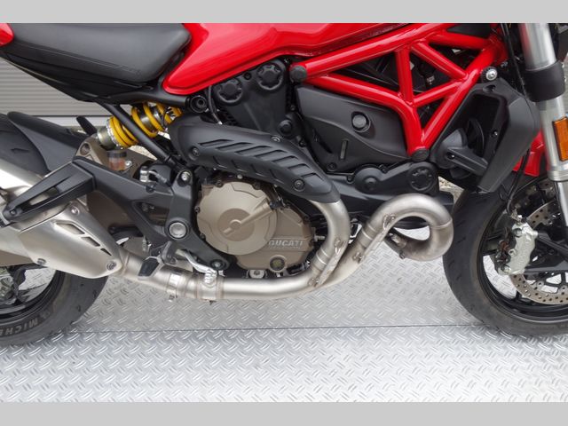 ducati - monster-821