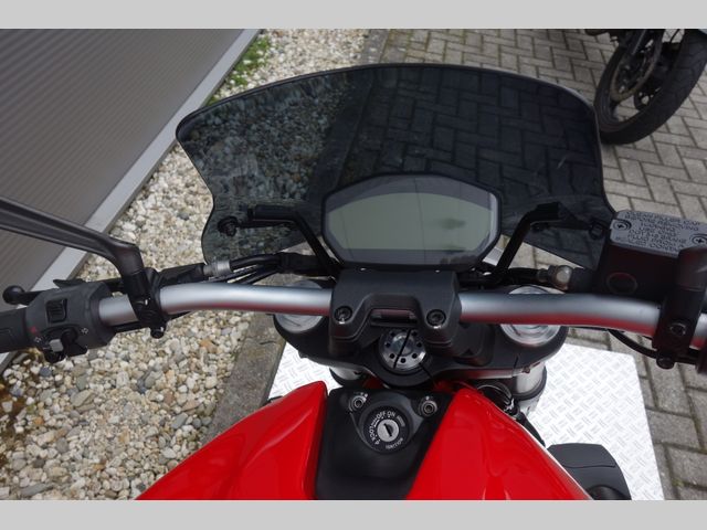 ducati - monster-821