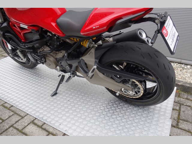 ducati - monster-821