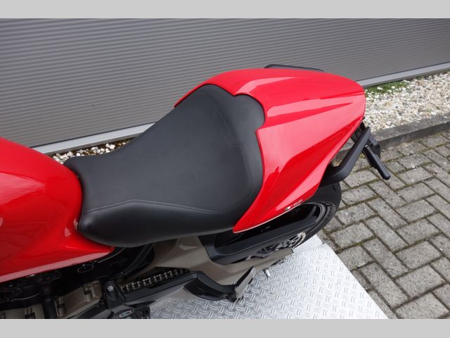 ducati - monster-821