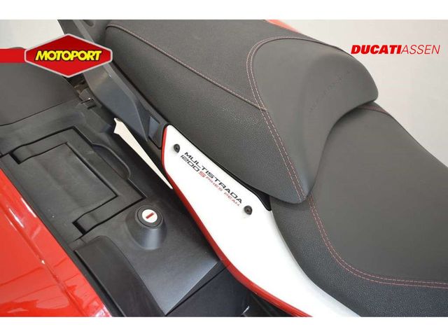 ducati - multistrada-1200-s-pikes-peak