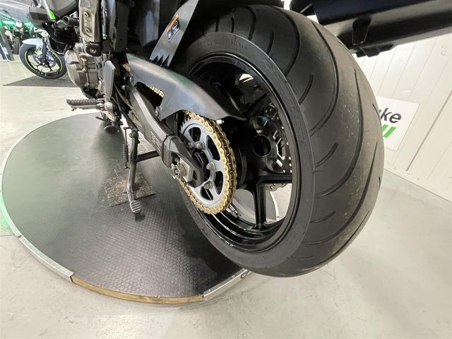 kawasaki - versys-1000-se-grand-tourer