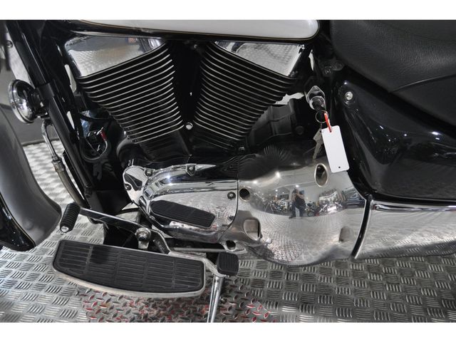 suzuki - 1500-intruder-lc