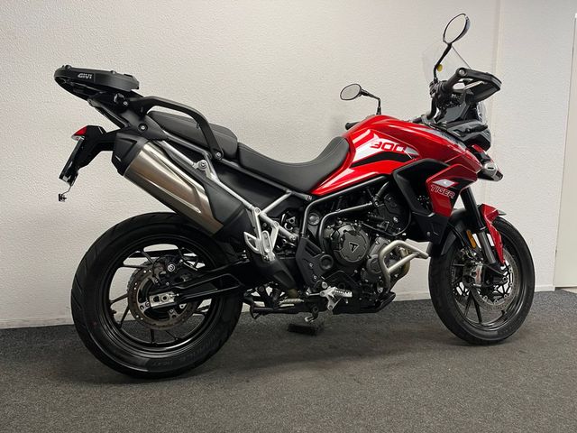 triumph - tiger-900-gt-pro