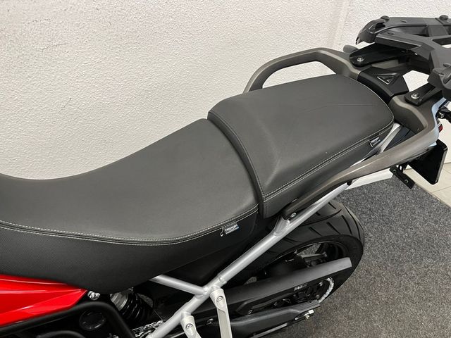 triumph - tiger-900-gt-pro