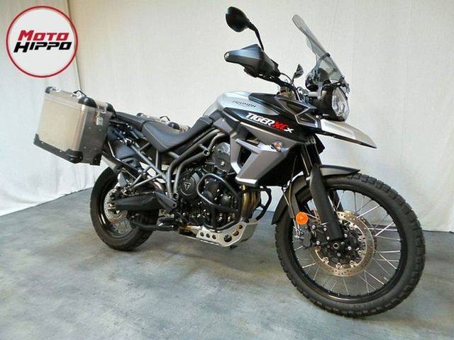 triumph - tiger-800-xcx