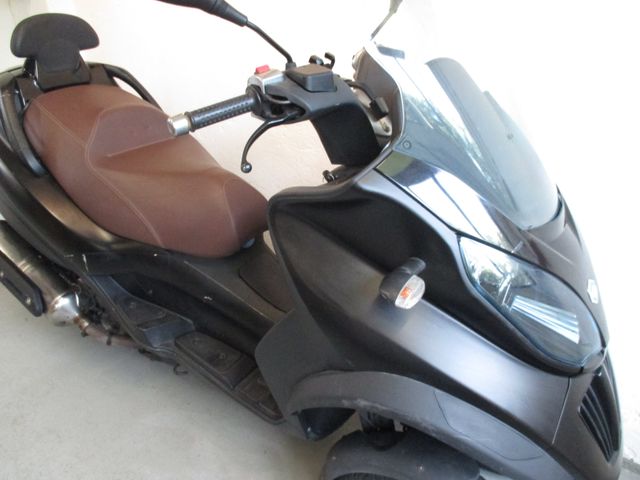 piaggio - mp3-400