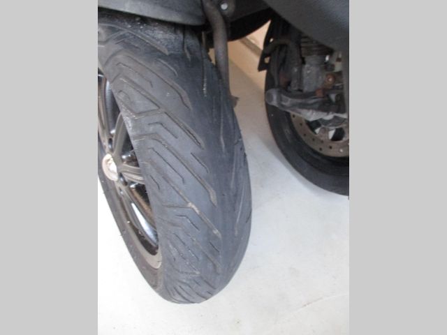 piaggio - mp3-400