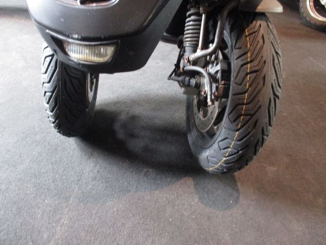 piaggio - mp3-400