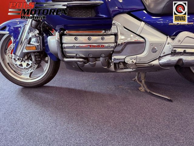 honda - gl-1800-goldwing