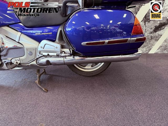 honda - gl-1800-goldwing