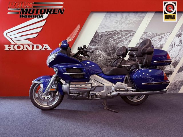 honda - gl-1800-goldwing