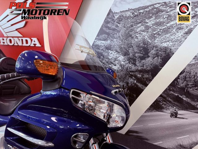 honda - gl-1800-goldwing