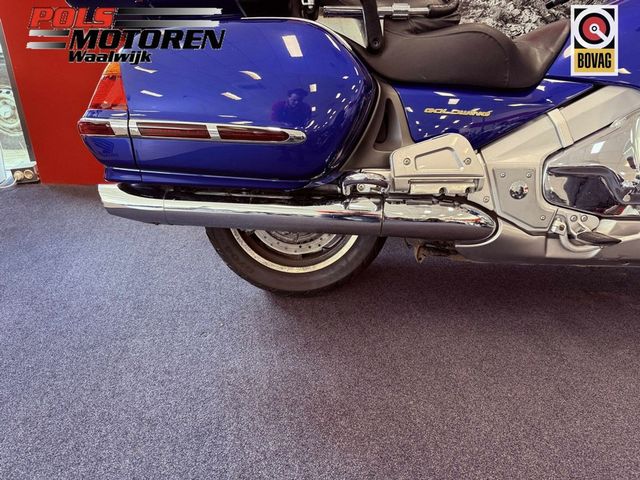 honda - gl-1800-goldwing