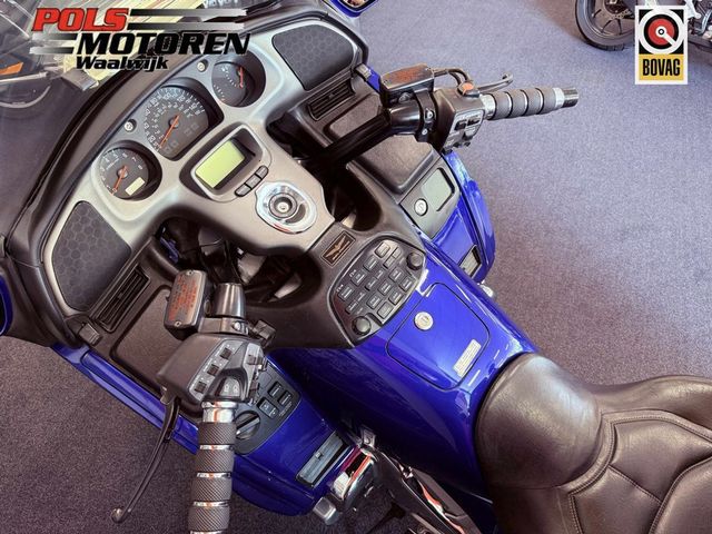 honda - gl-1800-goldwing