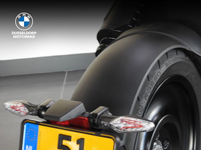 bmw - ce-04