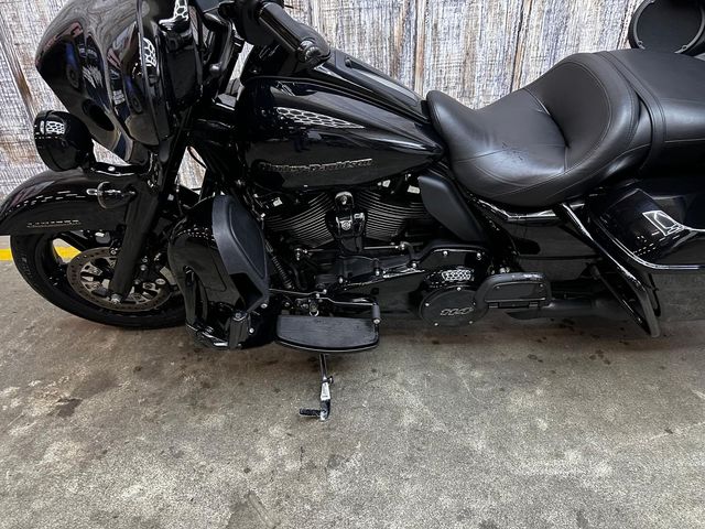 harley-davidson - ultra-limited