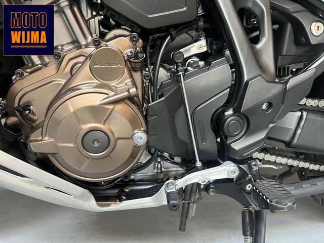 honda - crf-1100-l-africa-twin-adventure-sports