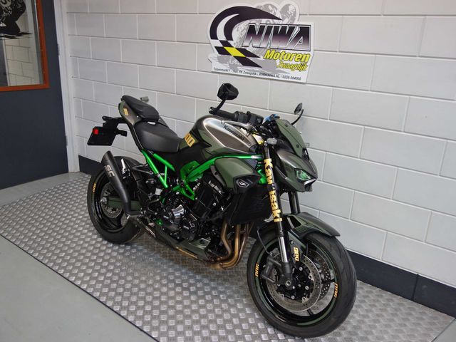 kawasaki - z900