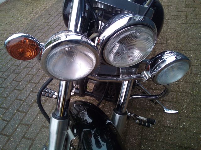 yamaha - xvs-650-dragstar
