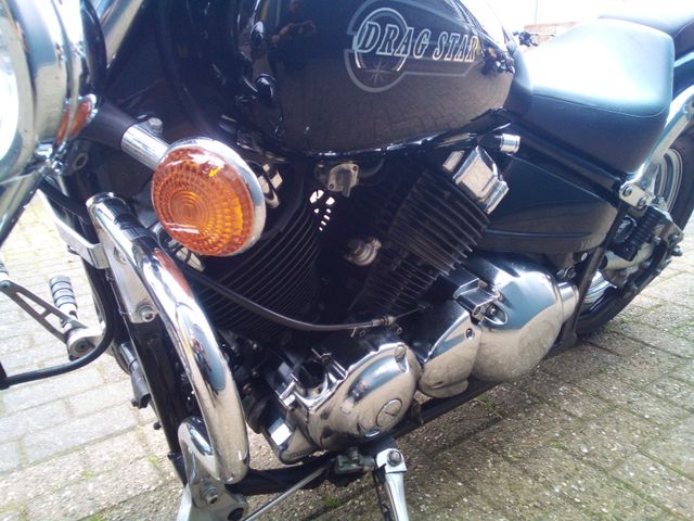 yamaha - xvs-650-dragstar