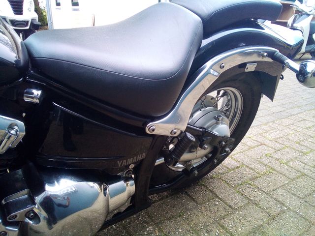 yamaha - xvs-650-dragstar