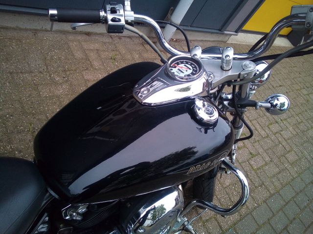 yamaha - xvs-650-dragstar