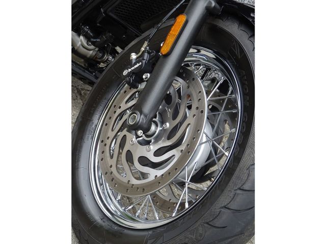 triumph - bonneville-speedmaster